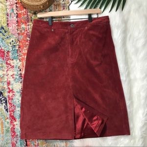 GAP • Genuine Leather Rust Skirt
